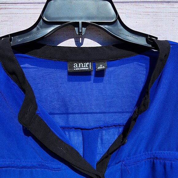 A.N.A. Women's 1X Sheer Electric Blue Blouse - Picture 2 of 3